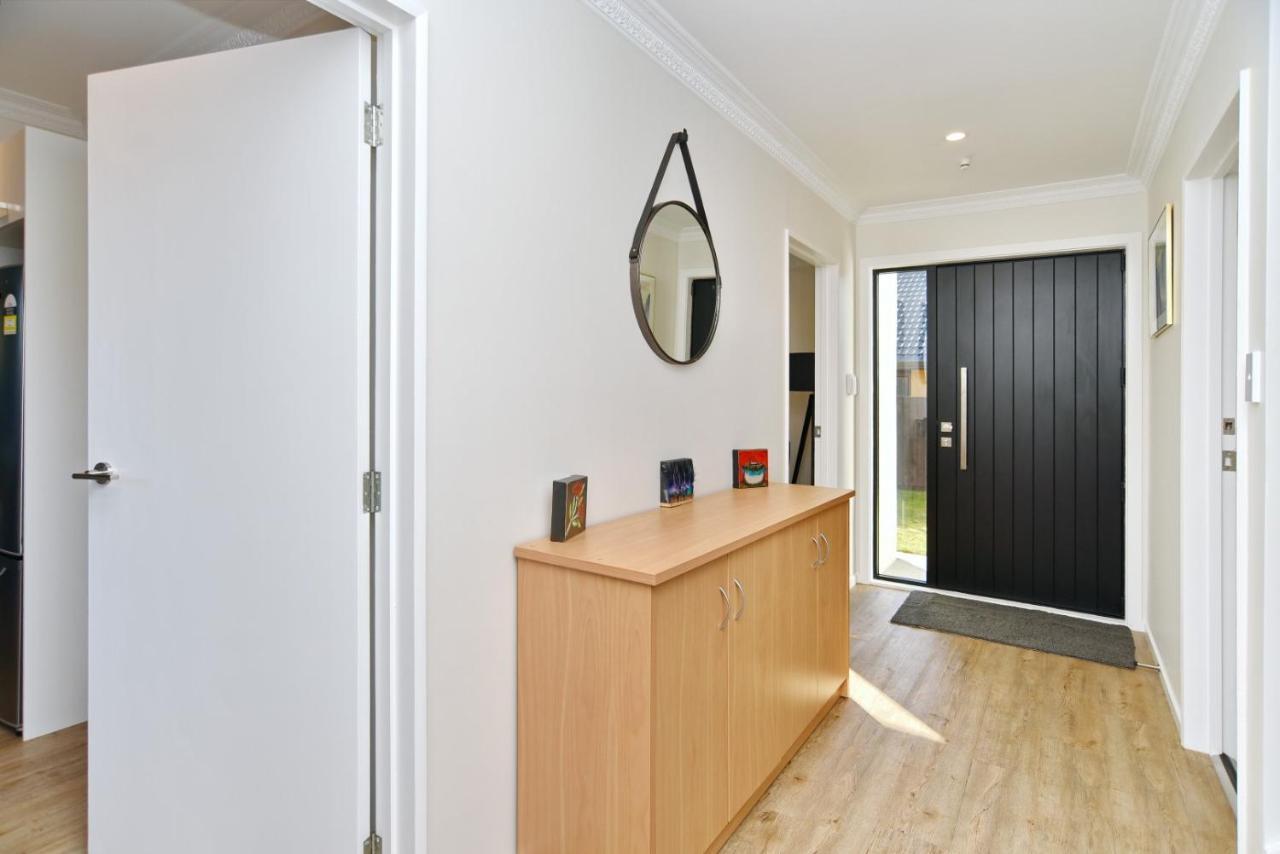 Lavandula 3 - Christchurch Holiday Homes Экстерьер фото
